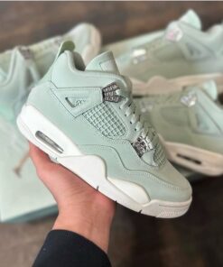 Nike Air Jordan 4 abundance green