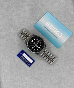 Seiko Gmt Black Dial