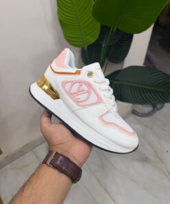 Louis Vuitton 