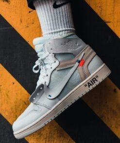 Nike Air Jordan Retro 1