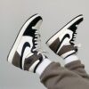 AIR JORDAN RETRO 1 HIGH