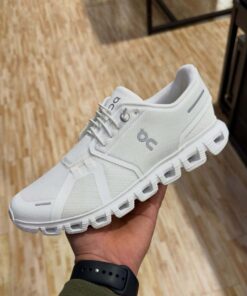 On Running Cloud 6 Waterproof