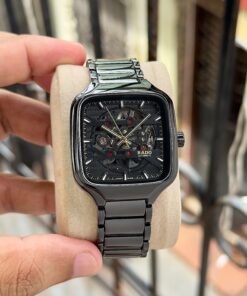 RADO TRUE SQUARE